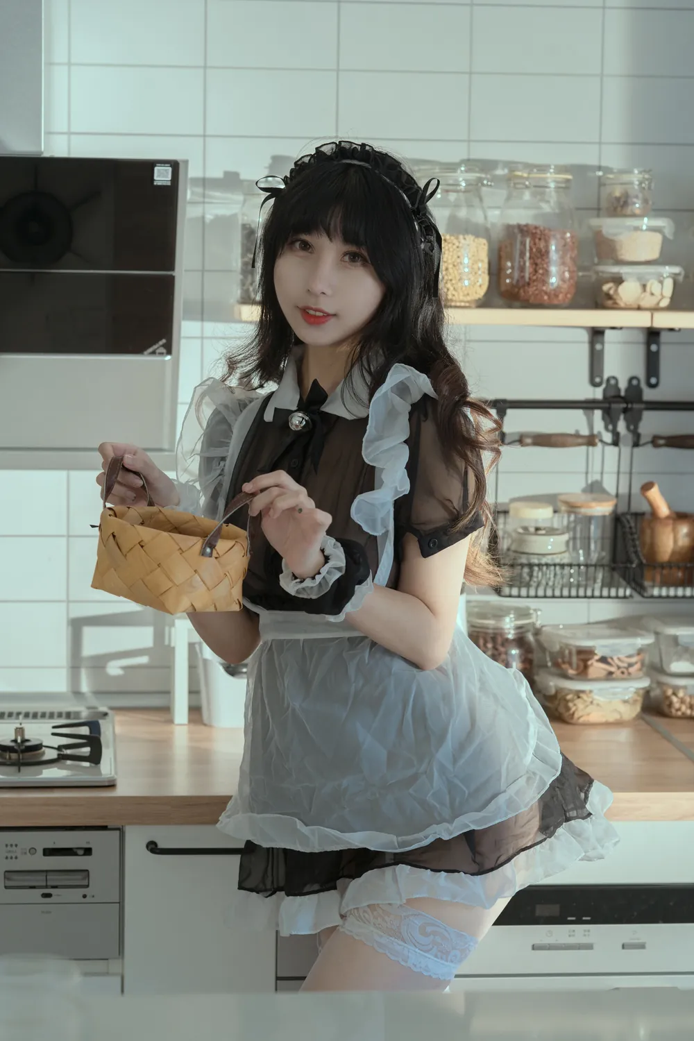 云溪溪-奶桃-女仆[40P7V-566MB]-趣味社