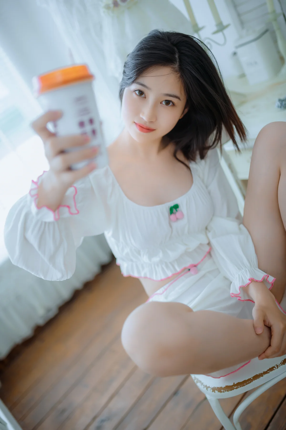 年年nnian-爱吃棒棒糖的少女[35P-123MB]-趣味社
