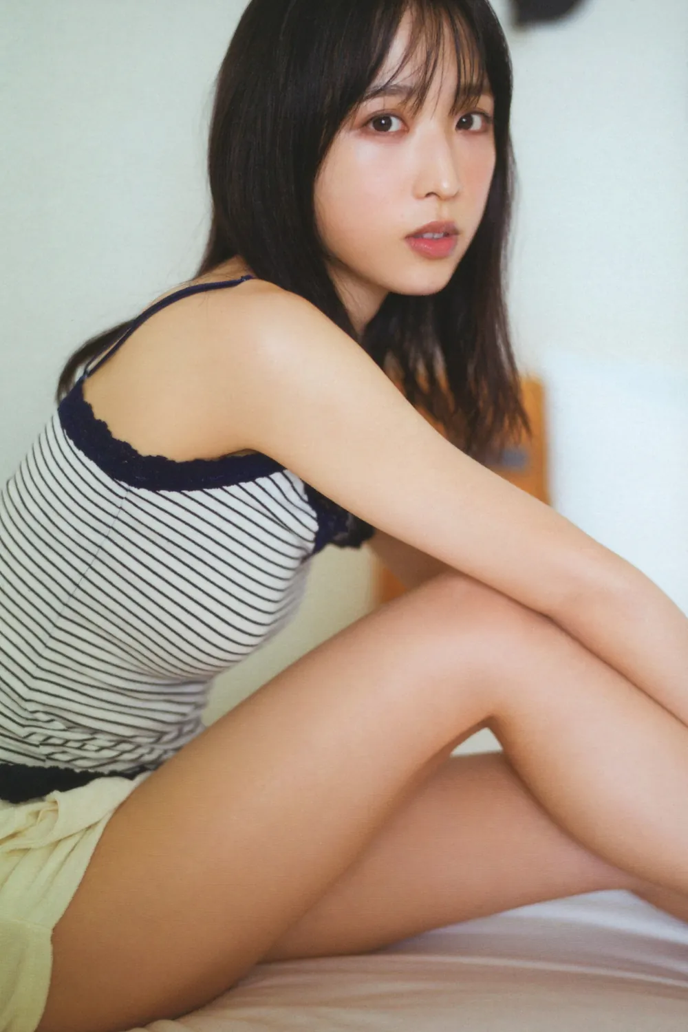 2022.01.18 AKB48小栗有以1st写真集 君と出逢った日から-趣味社