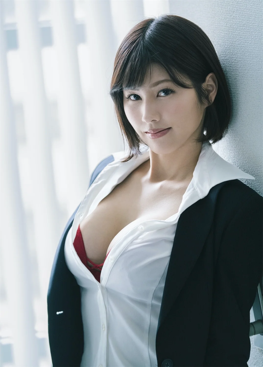 アサ芸SEXY女優写真集 美乃すずめ 愛人のスズメ-趣味社